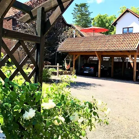 Fachwerkhaus Mit Rustikalem Weinkeller Und Garten, Ganze Unterkunft, Gute Lage