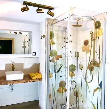 Fachwerkhaus Mit Rustikalem Weinkeller Und Garten, Ganze Unterkunft, Gute Lage