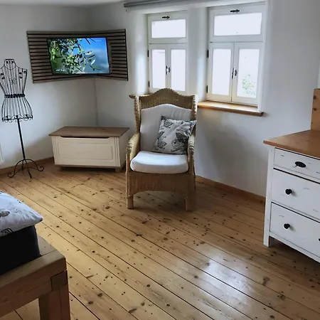 Fachwerkhaus Mit Rustikalem Weinkeller Und Garten, Ganze Unterkunft, Gute Lage