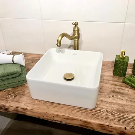 Fachwerkhaus Mit Rustikalem Weinkeller Und Garten, Ganze Unterkunft, Gute Lage בית נופש *