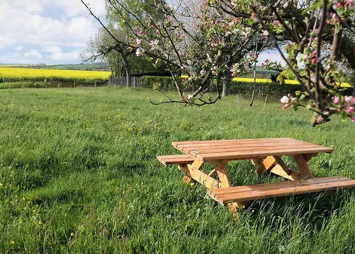 Feriehus Fachwerkhaus Mit Rustikalem Weinkeller Und Garten, Ganze Unterkunft, Gute Lage Laucha (Thuringia)