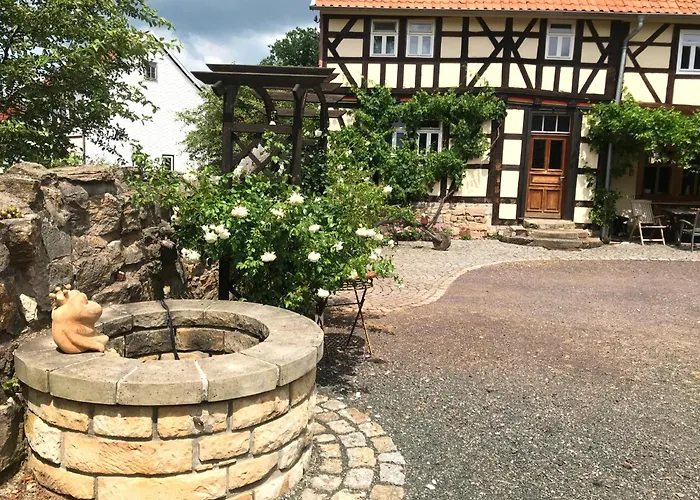 Fachwerkhaus Mit Rustikalem Weinkeller Und Garten, Ganze Unterkunft, Gute Lage Feriehus