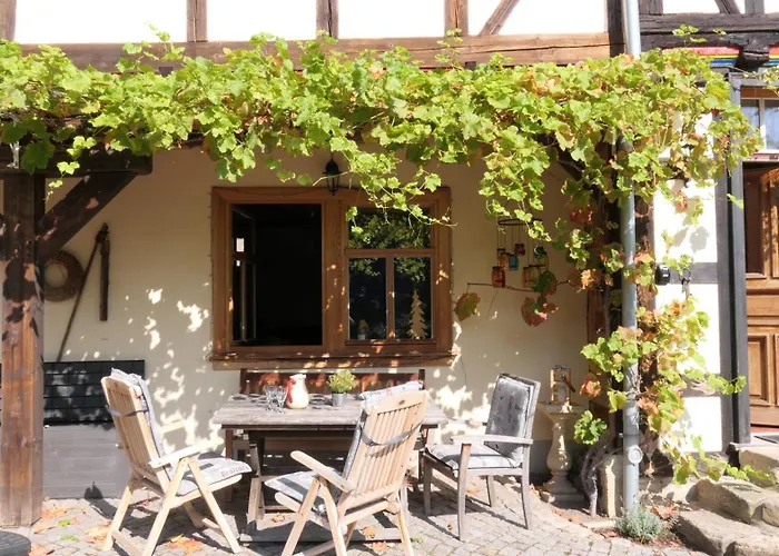 Feriehus Fachwerkhaus Mit Rustikalem Weinkeller Und Garten, Ganze Unterkunft, Gute Lage *